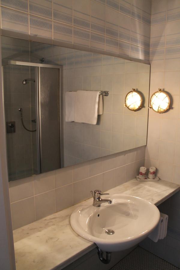 Hotel-Gasthof Zum Hirschen Durrwangen Phòng bức ảnh